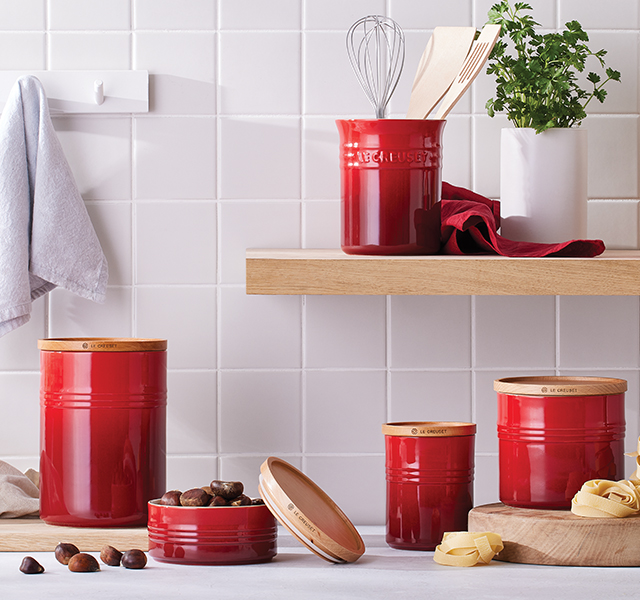 Discover Stoneware | Le Creuset®